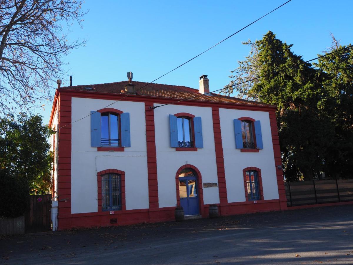 La Gare De Millas Chambres D'Hotes Exterior photo